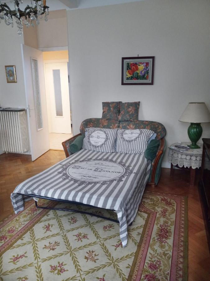 Nice Large 2Br Sunny 20 Meter Terrace Parking Beach Shops Bagian luar foto