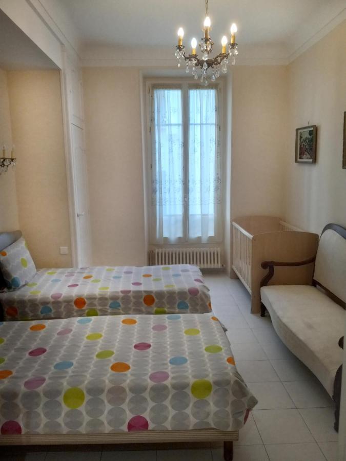 Nice Large 2Br Sunny 20 Meter Terrace Parking Beach Shops Bagian luar foto